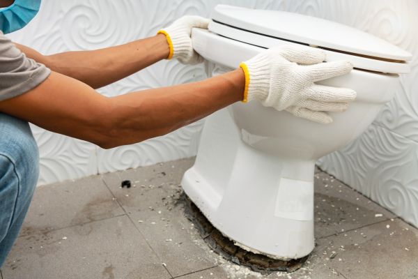 Cost of Toilet Removal in Jefferson City
