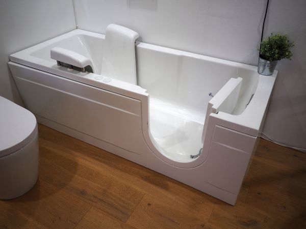 Cost of Walk In Tub Repair in Jefferson City