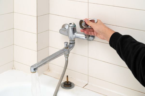 Cost of Shower Handle Repair in Jefferson City